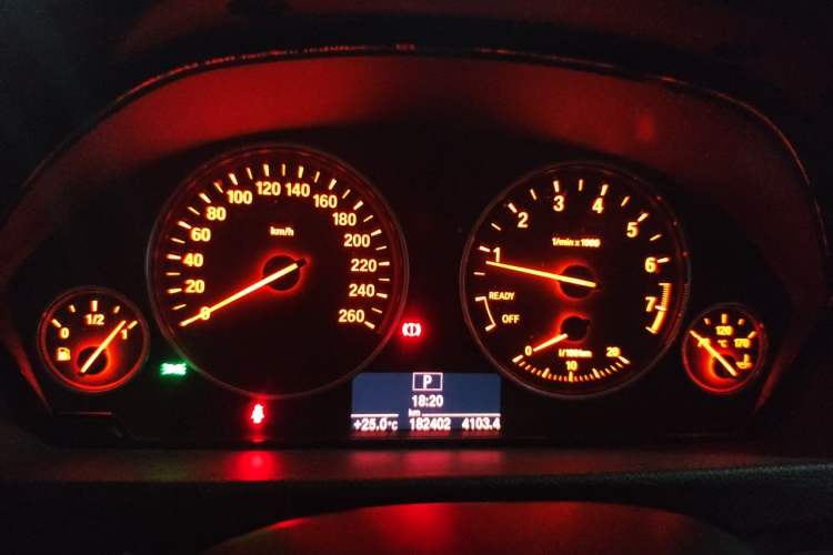Used BMW 3 Series GT 2014 320i Leading Model Instrument Cluster