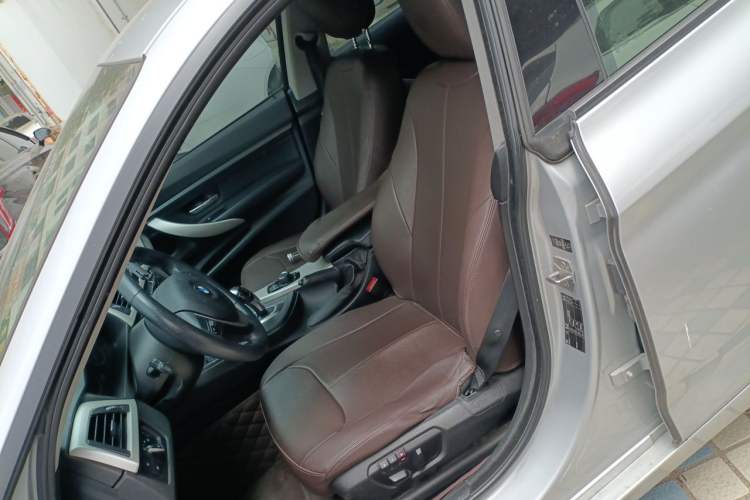 Used BMW 3 Series GT 2014 320i Leading Model Left Front Seat
