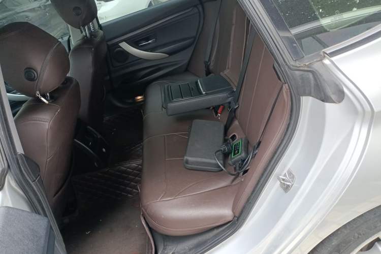 Used BMW 3 Series GT 2014 320i Leading Model Left Rear Seat
