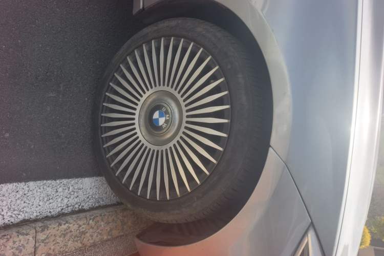 Used BMW 3 Series GT 2014 320i Leading Model Right Front Wheel Hub