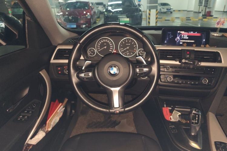 Used BMW 3 Series GT 2014 320i Leading Model Steering Wheel