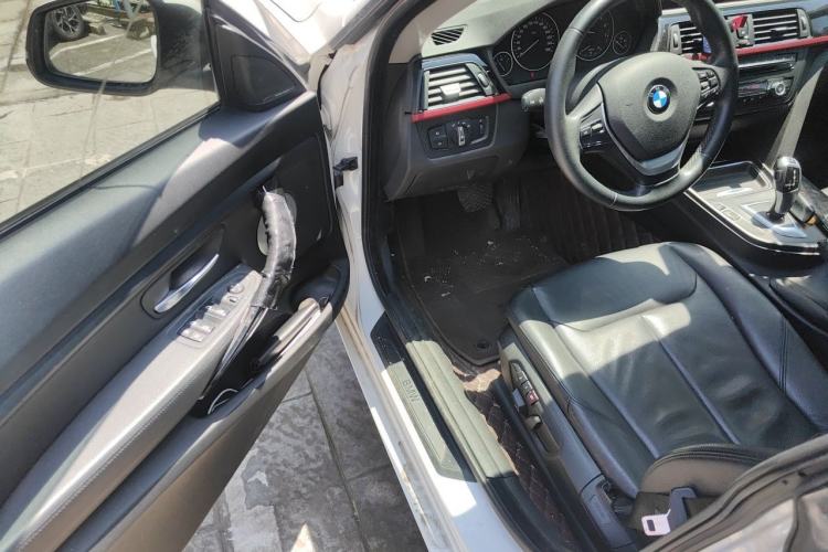 Used BMW 3 Series GT 2014 320i Leading Model Driver Seat