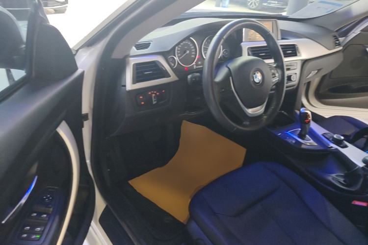 Used BMW 3 Series GT 2014 320i Leading Model Driver Seat