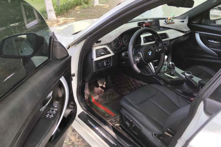Used BMW 3 Series GT 2014 320i Leading Model Driver Seat