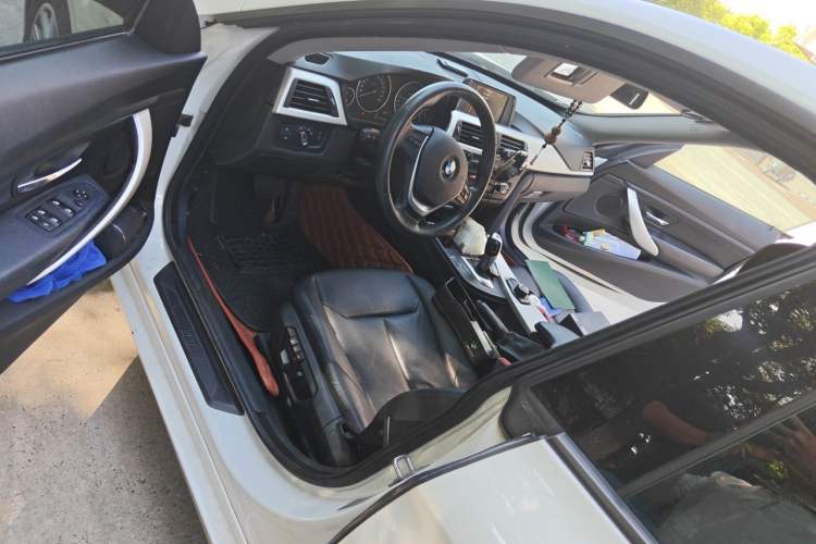 Used BMW 3 Series GT 2014 320i Leading Model Driver Seat