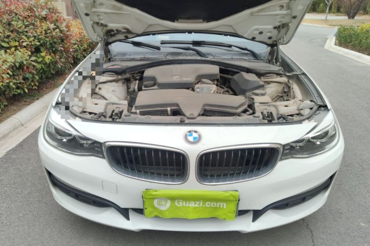 Used BMW 3 Series GT 2014 320i Leading Model Engine Bay