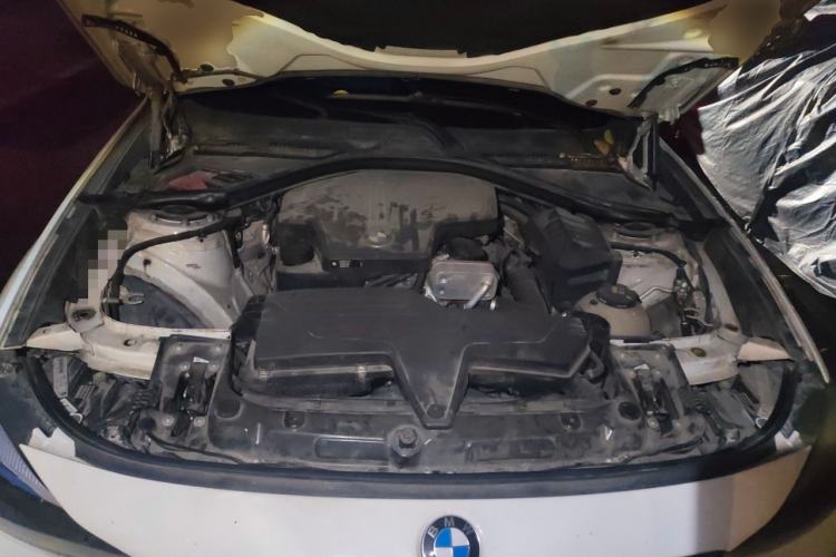 Used BMW 3 Series GT 2014 320i Leading Model Engine Bay