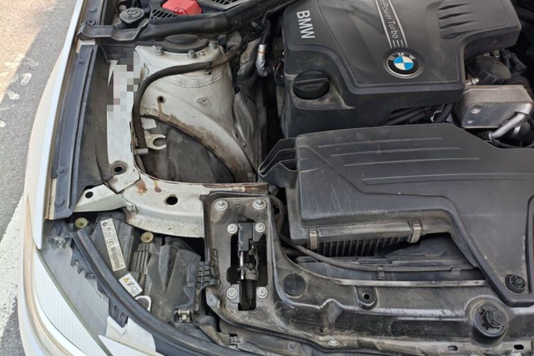 Used BMW 3 Series GT 2014 320i Leading Model Engine Bay Right