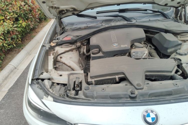 Used BMW 3 Series GT 2014 320i Leading Model Engine Bay Right