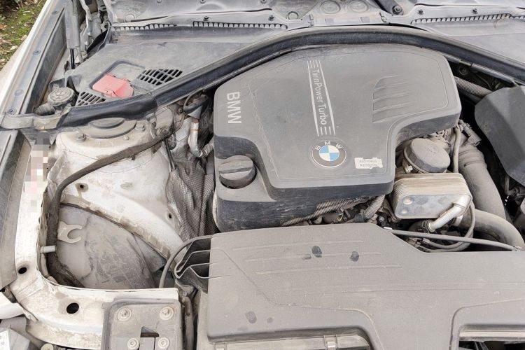 Used BMW 3 Series GT 2014 320i Leading Model Engine Bay Right