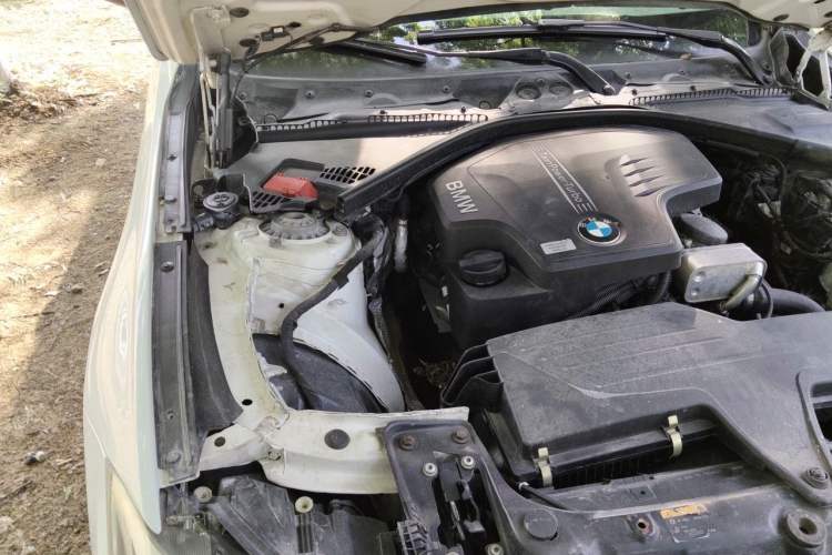 Used BMW 3 Series GT 2014 320i Leading Model Engine Bay Right