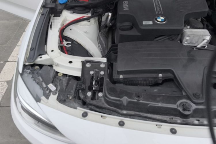 Used BMW 3 Series GT 2014 320i Leading Model Engine Bay Right