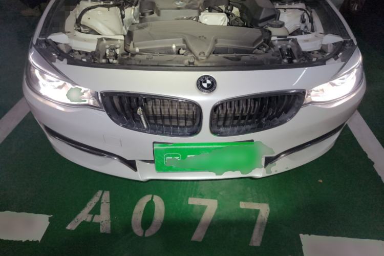 Used BMW 3 Series GT 2014 320i Leading Model Engine Bay