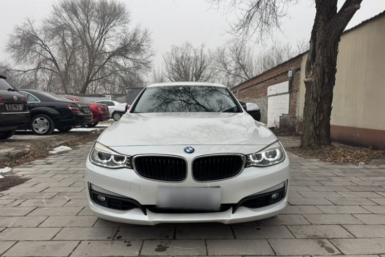 Used BMW 3 Series GT 2014 320i Leading Model Exterior 1