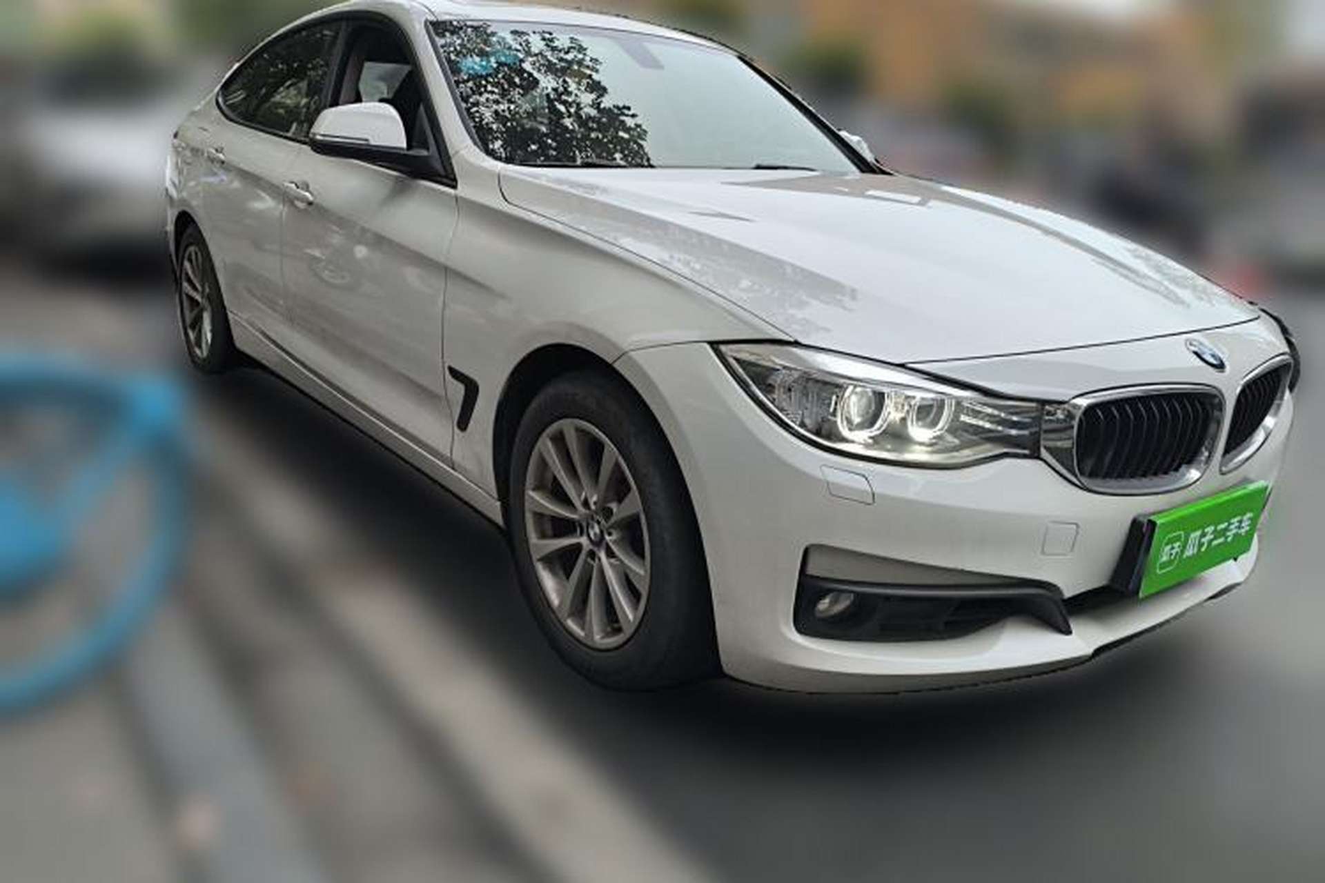 Used BMW 3 Series GT 2014 320i Leading Model Exterior 2