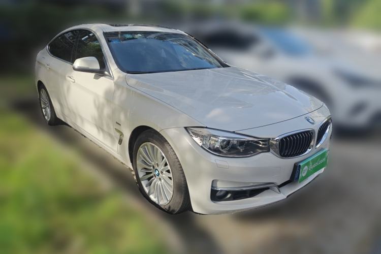 Used BMW 3 Series GT 2014 320i Design Package Model Exterior 2