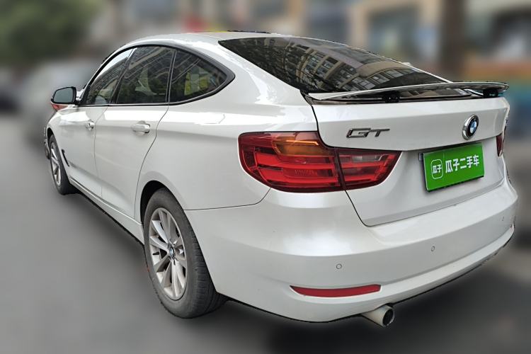 Used BMW 3 Series GT 2014 320i Leading Model Exterior 3