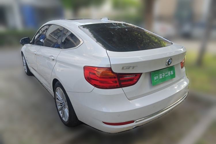 Used BMW 3 Series GT 2014 320i Design Package Model Exterior 3