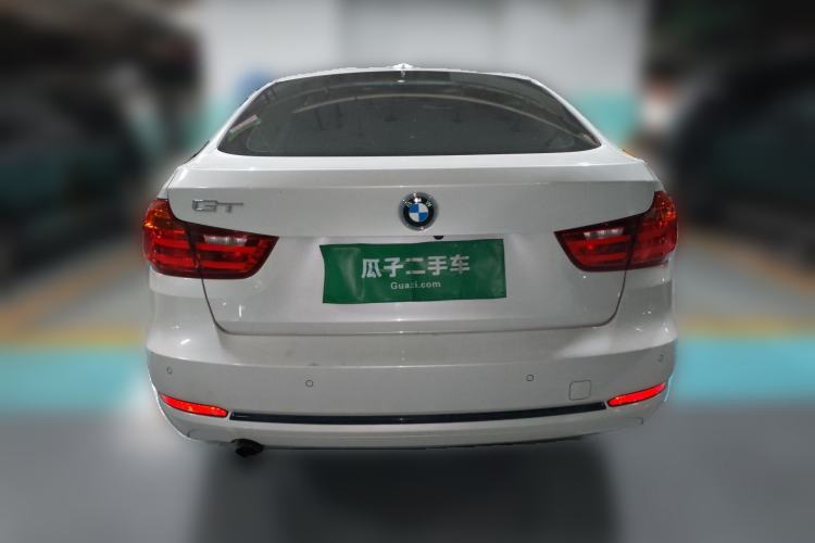 Used BMW 3 Series GT 2014 320i Design Package Model Exterior 4