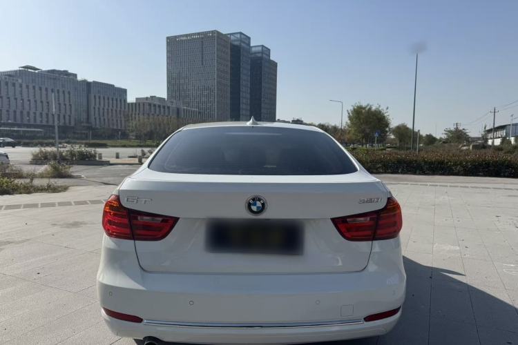Used BMW 3 Series GT 2014 320i Design Package Model Exterior 4