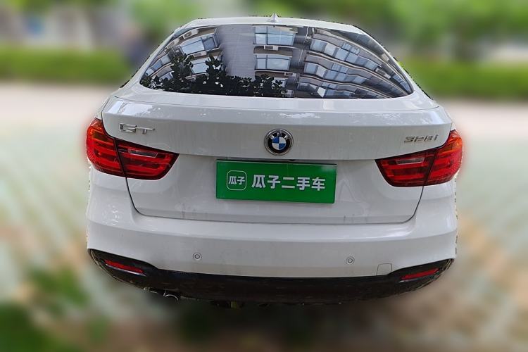 Used BMW 3 Series GT 2014 328i Design Package Model Exterior 4