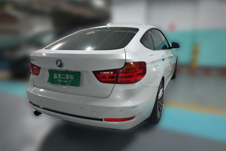 Used BMW 3 Series GT 2014 320i Design Package Model Exterior 5
