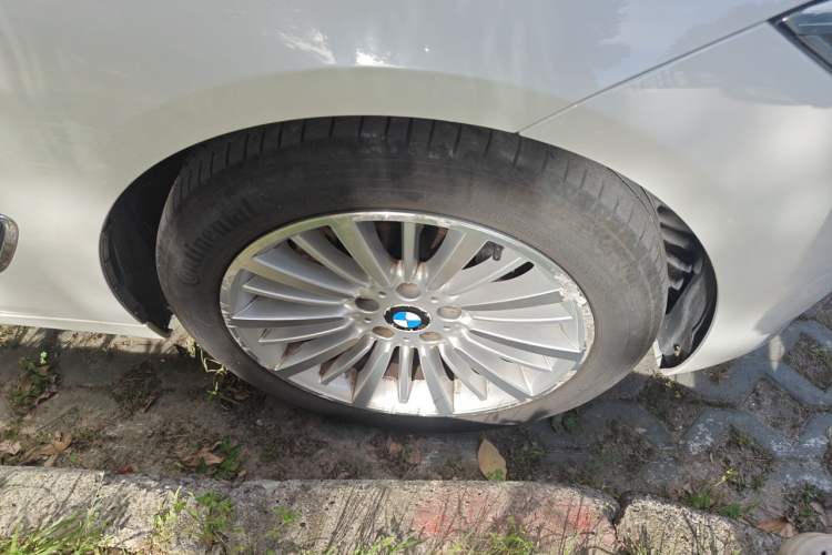 Used BMW 3 Series GT 2014 320i Design Package Model Exterior 7