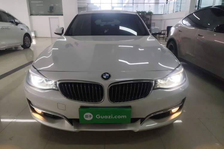 Used BMW 3 Series GT 2014 320i Design Package Model Front