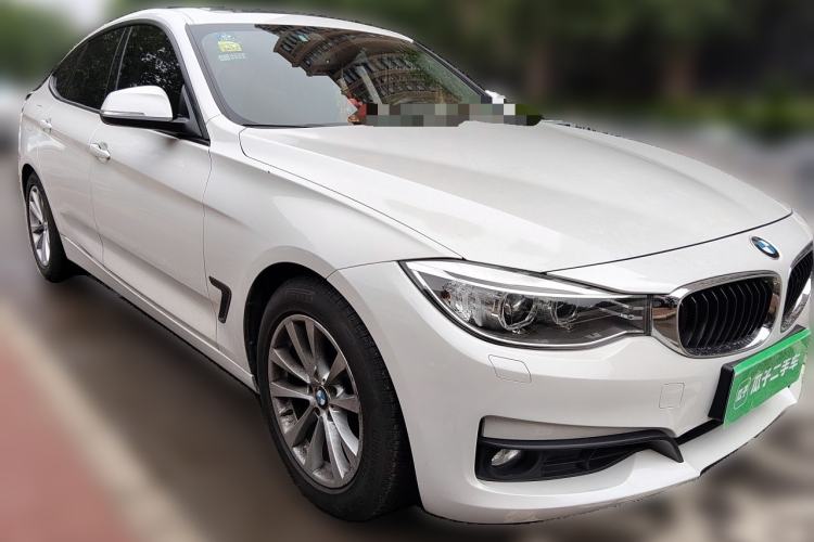 Used BMW 3 Series GT 2014 320i Leading Model Front Right 45 Deg