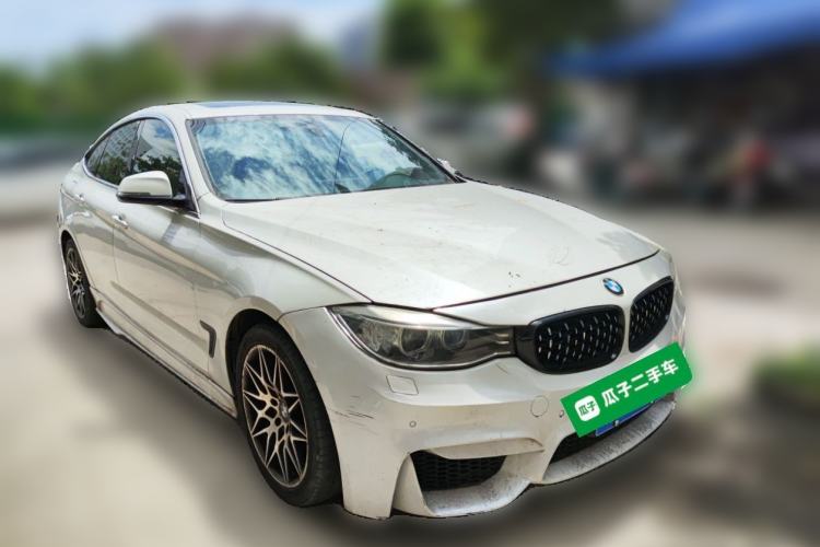 Used BMW 3 Series GT 2014 320i Leading Model Front Right 45 Deg