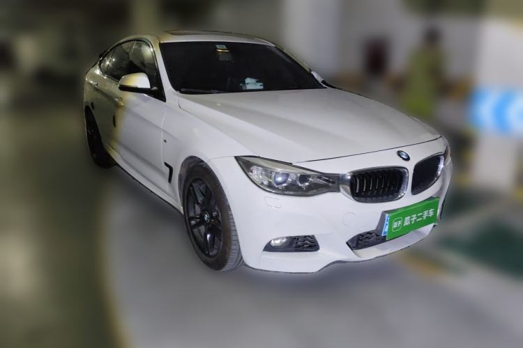 Used BMW 3 Series GT 2014 328i Design Package Model Front Right 45 Deg