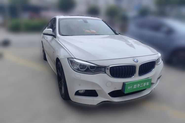 Used BMW 3 Series GT 2014 328i Design Package Model Front Right 45 Deg