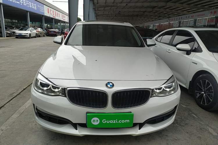 Used BMW 3 Series GT 2014 320i Leading Model Front