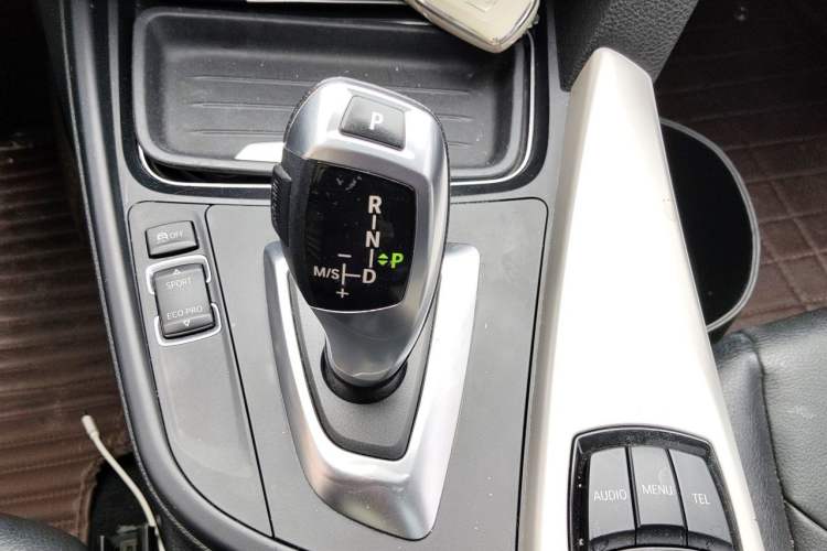 Used BMW 3 Series GT 2014 320i Leading Model Gear Lever