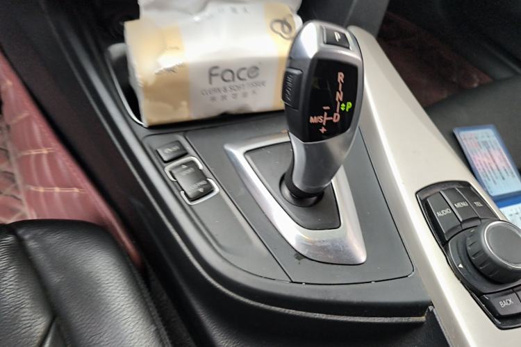 Used BMW 3 Series GT 2014 320i Leading Model Gear Lever