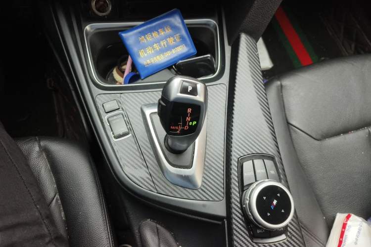 Used BMW 3 Series GT 2014 320i Leading Model Gear Lever