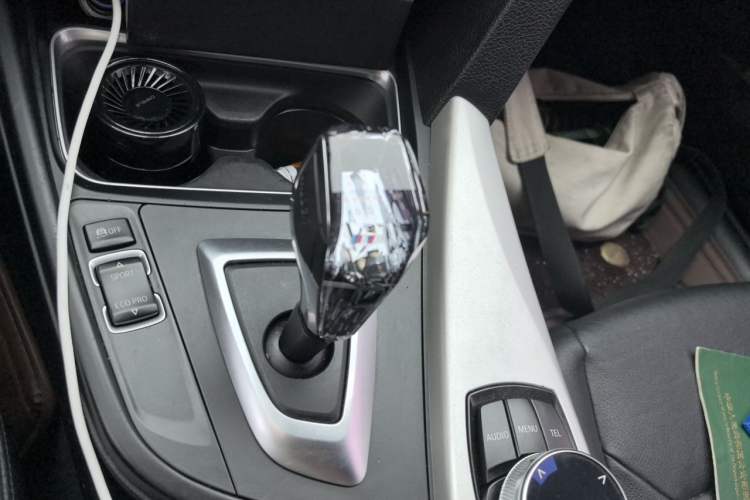 Used BMW 3 Series GT 2014 320i Leading Model Gear Lever