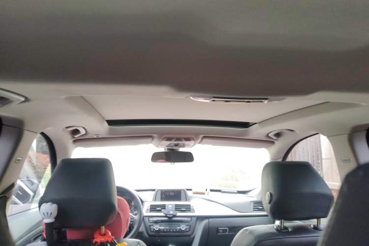 Used BMW 3 Series GT 2014 320i Leading Model Headliner