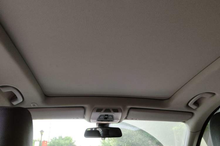 Used BMW 3 Series GT 2014 320i Leading Model Headliner