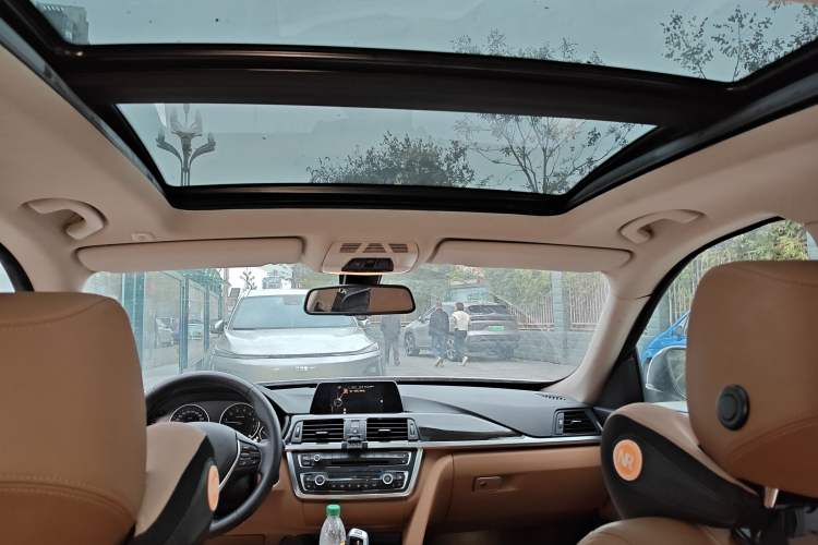 Used BMW 3 Series GT 2014 320i Design Package Model Headliner