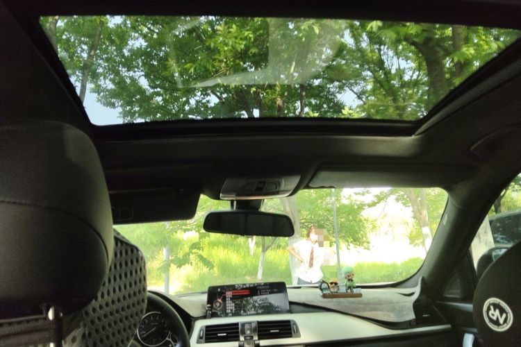 Used BMW 3 Series GT 2014 320i Leading Model Headliner
