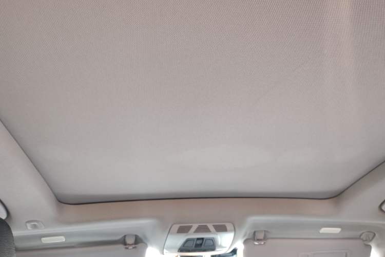 Used BMW 3 Series GT 2014 320i Leading Model Headliner