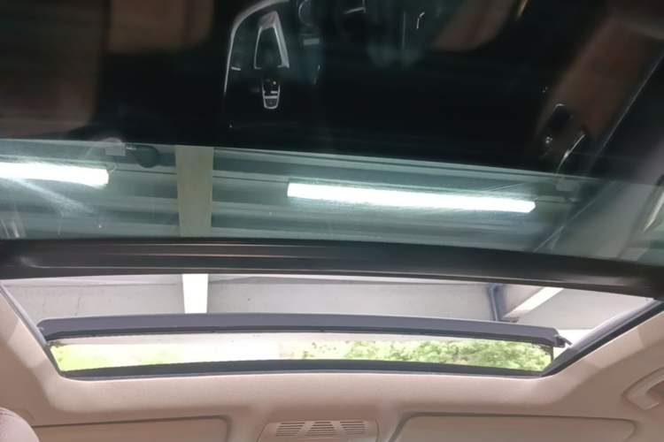 Used BMW 3 Series GT 2014 328i Design Package Model Headliner