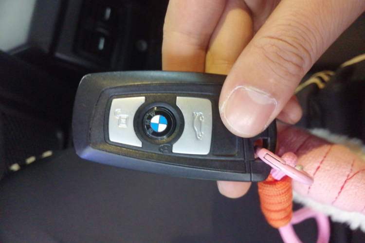 Used BMW 3 Series GT 2014 320i Leading Model Interior 1