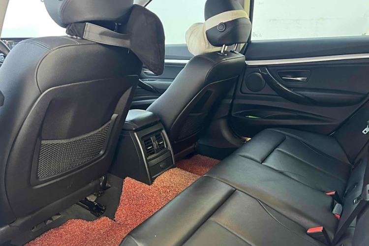 Used BMW 3 Series GT 2014 320i Design Package Model Interior 5