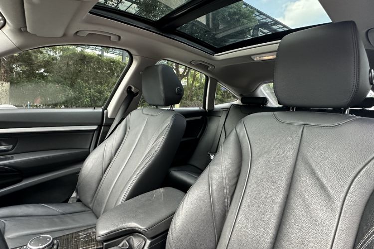 Used BMW 3 Series GT 2014 320i Design Package Model Interior 6