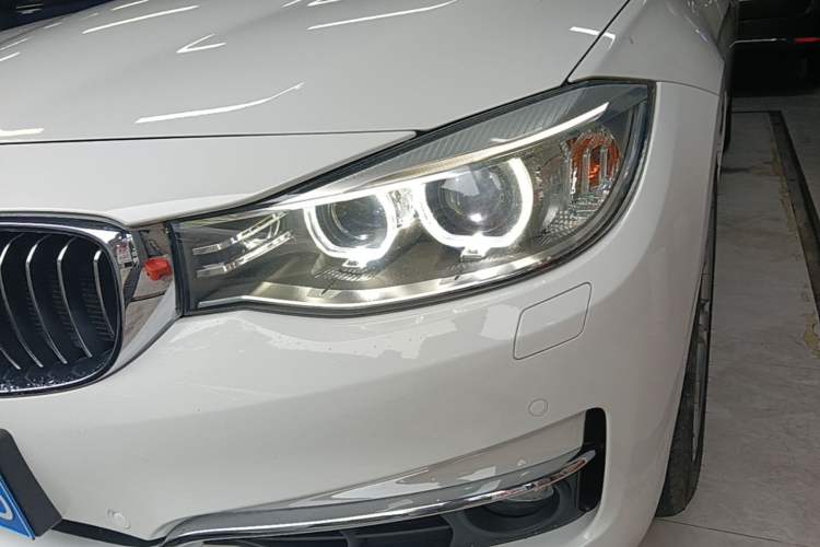 Used BMW 3 Series GT 2014 328i Design Package Model Left Front Headlight