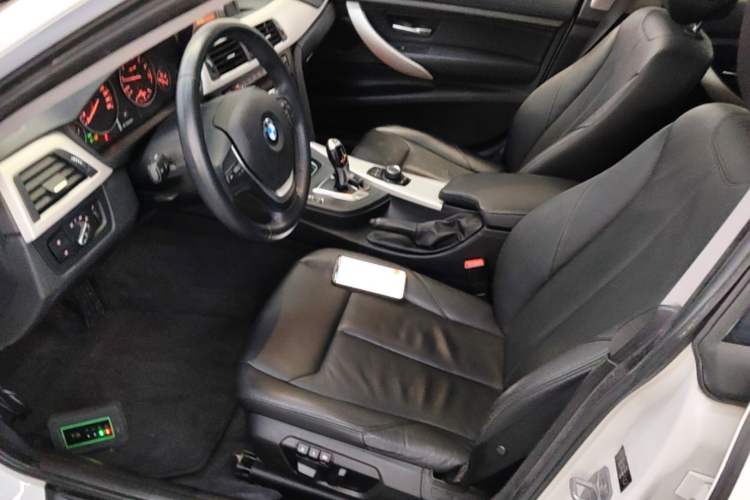 Used BMW 3 Series GT 2014 320i Leading Model Left Front Seat
