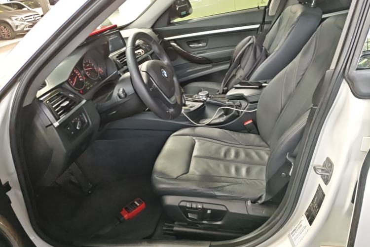 Used BMW 3 Series GT 2014 320i Design Package Model Left Front Seat