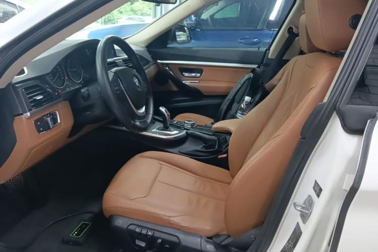 Used BMW 3 Series GT 2014 328i Design Package Model Left Front Seat